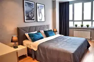 Novaya sovremennaya uyutnaya vozle TRTs Siti Moll Apartments