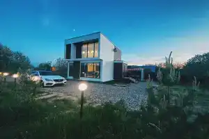 Belyy krolik 1 Cottage, Vologda