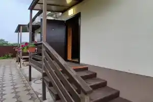 Dvuhmestnyy nomer s 1 krovatyu s dop mestom no3 Apartments, Alakhadzi