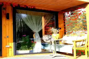 Uyutnyy domik ve Cottage, Dmitrov