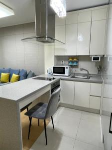 Mr.Nice Apart-Highvill - 295