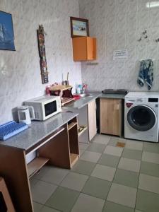 Gorkogo 93 Guest house - 9
