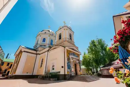 Tavricheskaya - 5