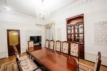 Tavricheskaya - 6