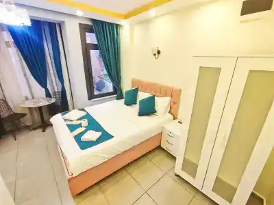 Galata Zade - 4