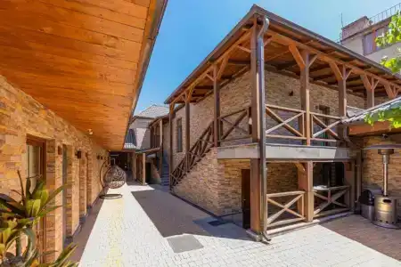 Boutique Living - 1