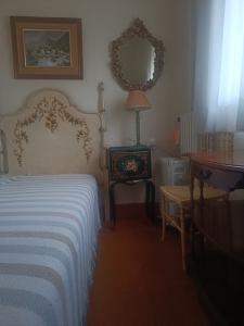 Manresa Mini-hotel - 12