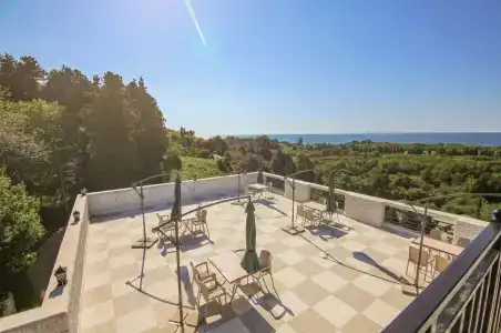 Lyubimyy dom Cottage - 8