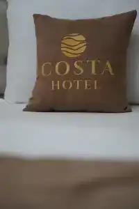 Costa - 27