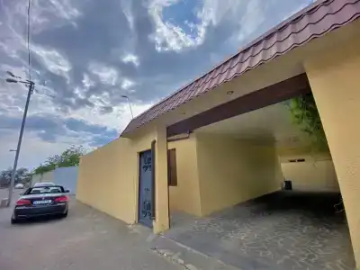 Large 5 Bedroom Luxury Villa - 36