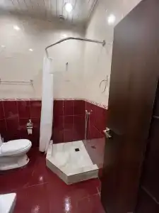 Large 5 Bedroom Luxury Villa - 32