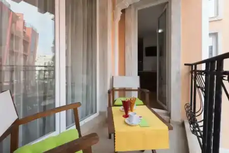 Venera & Anastasia Palace Apartments - 11