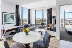 Meriton Suites Central, Sydney