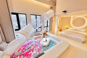 Yimu Yishu Garden Homestay (Xi'an Big Wild Goose Pagoda Datang Everbright City Branch), Xi'an