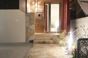 Viola House, Chatan