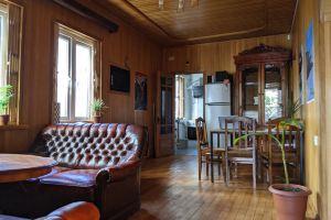 Palm Hostel, Batumi