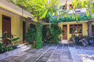 Puri Bunga Inn, Kuta