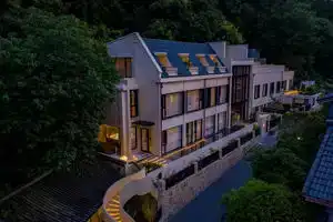 Lin Yin Xi Lu (Hangzhou West Lake Wushan Square) Hotel, Hangzhou