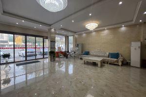 Xinyang Yuebanwan Holiday Theme Hotel, Xinyang