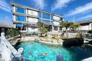 Coastal Elegant Residence Homestay, Lijiang