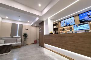 Youth Hotel, Beijing