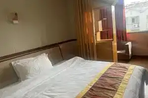 Juxianzi Hotel, Tongxiang