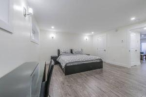 Tasteful new laneway house 2 Bedrooms Guest Suite, Richmond