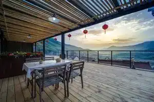 Panjiayuan Inn, Deqing