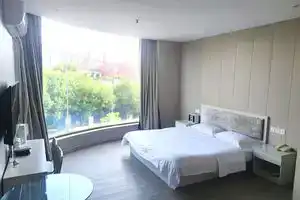 Changwei Hotel, Shanghai
