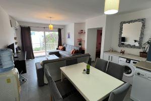 Downtown Location/ Netflix Included/ Spacious Apt Apartments, Kyrenia