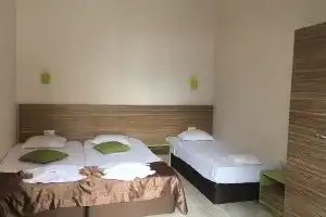 Flower Street Luxury Studios in Palm Residence