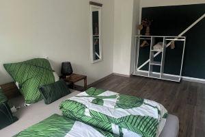 Liebevoll Eingerichtete Ferienwohnung im Süden von Apartments, Leipzig