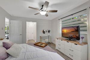 Boca Beauty - Stylish Home with Pool 3 Bedroom Home by RedAwning, Boca Raton