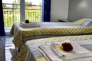 Room-Banos Apartment 2 Bed Rooms and Swi, Roda