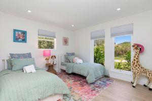 3-Bedroom w/ King House in Renown, Pool, 12 min. to beach, Boca Raton