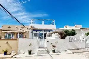 Bungalow Near the Salt Lakes of and la Mata and Their Beaches Cottage, Torrevieja