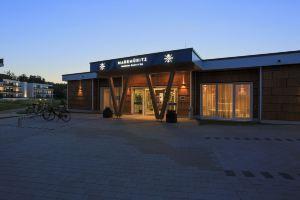 Luxuriös Ausgestattete Ferienwohnung für Max. 4 Personen. Pool, Strand und Sauna Apartments, Waren