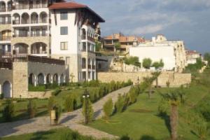 3rd floor apartment with panoramic sea views over bay, Sveti Vlas