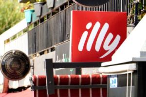 Moon Hostel, Pristina