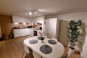 Room-Deluxe Room 4 Rent, King-Size Bed, Stavanger