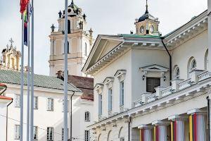 Next to Cathedral Square, Stylish 2BD Gem, Skapo st., Hotel, Vilnius