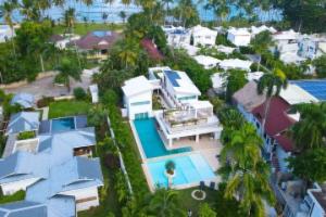 Luxury 5 Bedroom Staffed & Serviced Villa on Beachfront Community of Cap Bonita, Las Terrenas