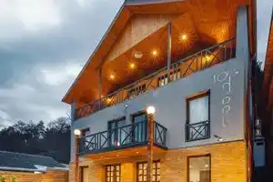 10 Keys Boutique Hotel, Borjomi