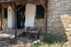 Nyitva Apartman, Balatonfured