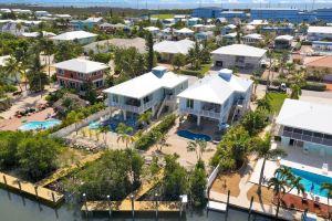 Beautiful 4 Bedroom/3 Bath Home w/Private Pool,40 ft. Dock Near Sombrero Beach!, Marathon