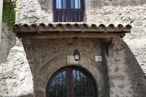 Septà - Pittoresca Casa Vacanze nel Centro Storico Vista Lago, Piccolo Giardino, Anguillara Sabazia