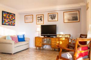 Chic Villa w Garden Patio 5 Min to Beach in Izmir, Cesme