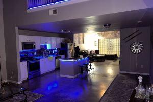 Vrbo is stupid and wont let us delete this property, it is NOT AVAILABLE anymore Hotel, Irving