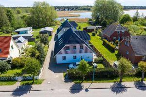 Ferienwohnung Zwischen Bodden und Meer Apartments, Breege