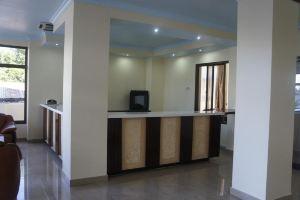 The Pigeon Hotel, Mwanza